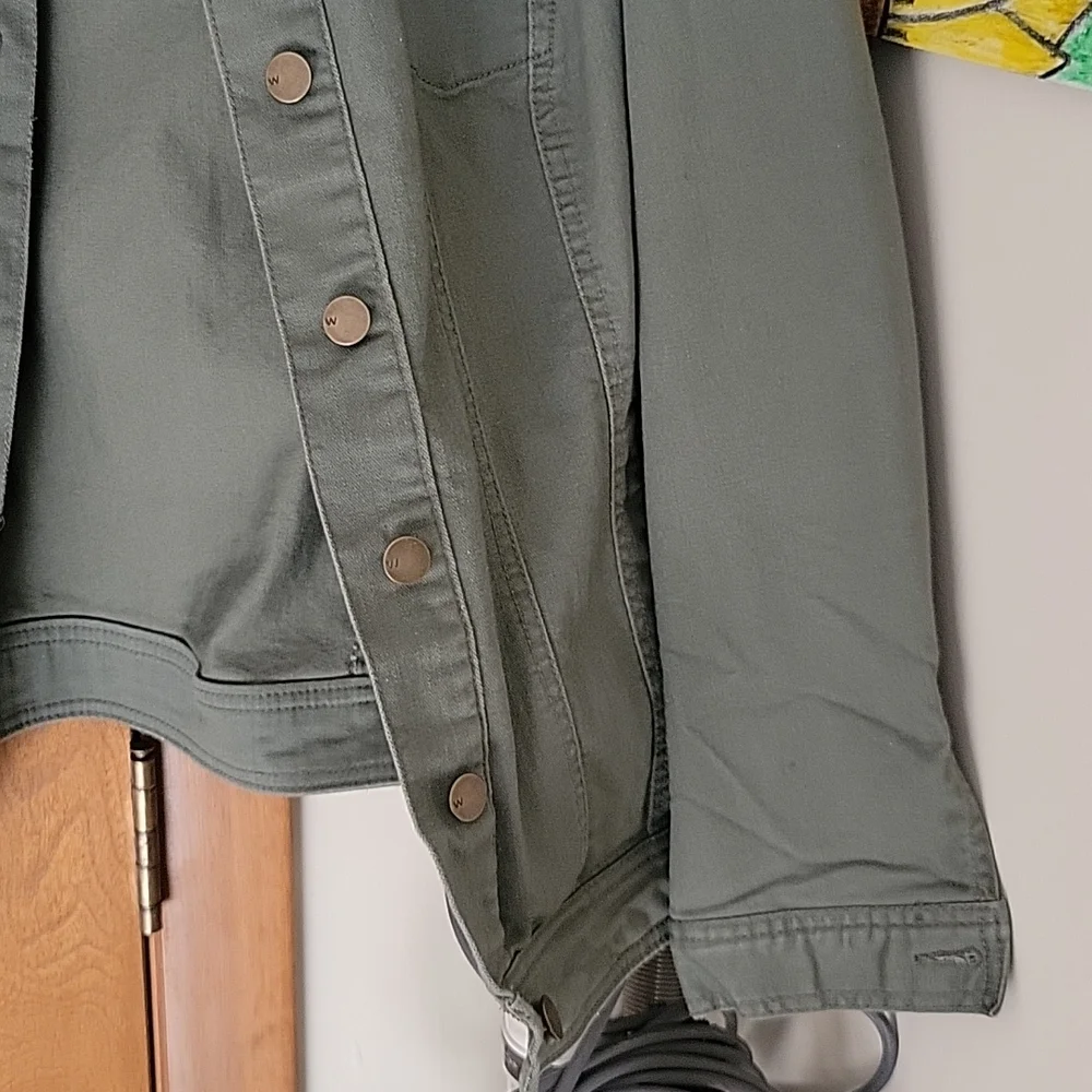 Green jacket - Picture 5 of 7